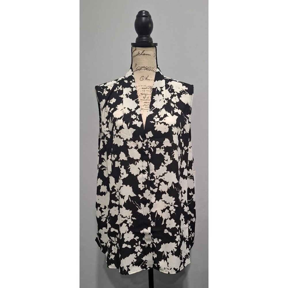 NWT Nordstrom Rack Women's Black & White Floral Sleeveless Blouse/Sz. 3X